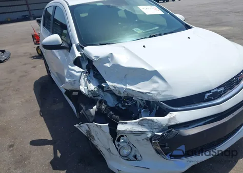 2019 Chevrolet Sonic Premier Auto z USA, uszkodzony, nr VIN 1G1JF6SB0K4108921